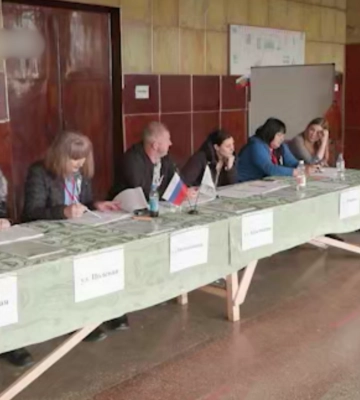 В Мелитополе оккупанты наградили организаторов фейковых выборов, некоторых - посмертно 