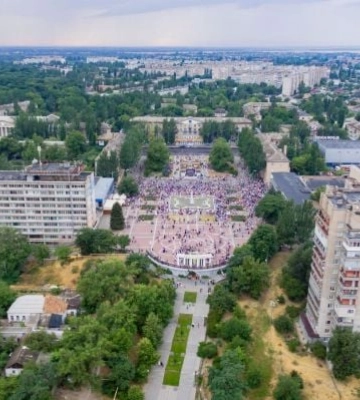 В Мелитополе отжатые квартиры оккупанты будут раздавать гастролерам в ипотеку - подробности