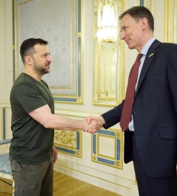 Зеленський зустрівся з главою казначейства Британії
