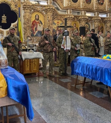 Полтава попрощалася з двома воїнами