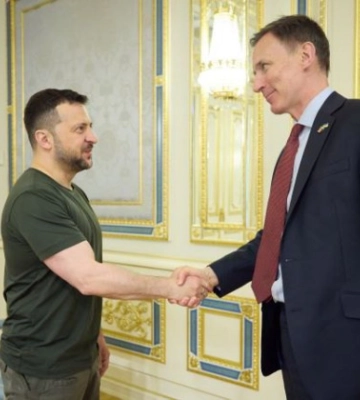 Зеленський обговорив з міністром фінансів Великої Британії санкції та підтримку України