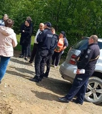 Київстар нехтує громадським супротивом і продовжує встановлення вишки мобільного зв&#039;язку в селі Мала Уголька на Закарпатті