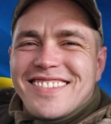 У Сарнах попрощаються з загиблим солдатом