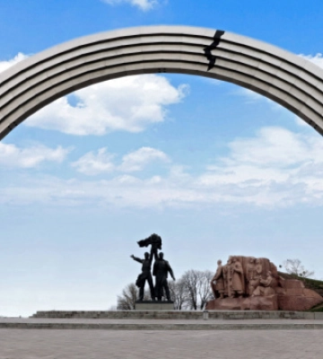 У КМДА кажуть, що колишню Арку дружби народів не демонтуватимуть