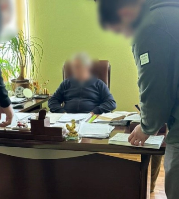 На Дніпропетровщині на хабарі попався голова райсуду