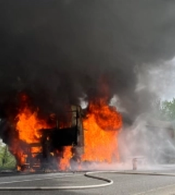 На Миколаївщині згоріла вантажівка