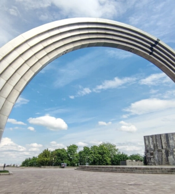 У КМДА кажуть, що колишню Арку дружби народів не демонтуватимуть