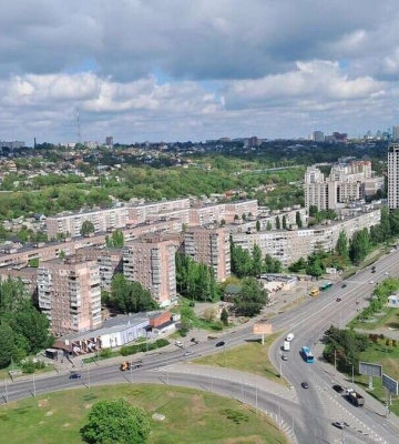 Які таємниці “свічок” на Перемозі: що приховують перші хмарочоси Дніпра