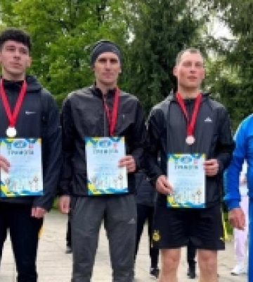 Нововолинець Сергій Фіськович виборов «золото» на обласному чемпіонаті з легкої атлетики