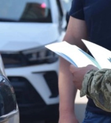 Двое пограничников переправили за границу более 200 уклонистов: подробности дела