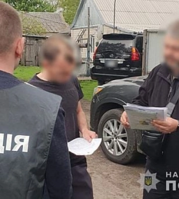 Правильное решение за 2 500 долларов: на Днепропетровщине разоблачили судью за взятку