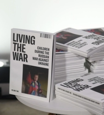 У Києві презентували книгу з історіями дітей, які пережили російську окупацію