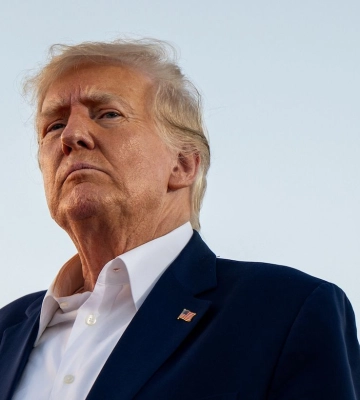 У Трампа обговорюють штрафи для країн, які відмовляються від долара, зокрема для РФ, - Bloomberg