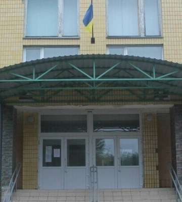 Завершення навчального року на Полтавщині: школярі йдуть на канікули у різні числа