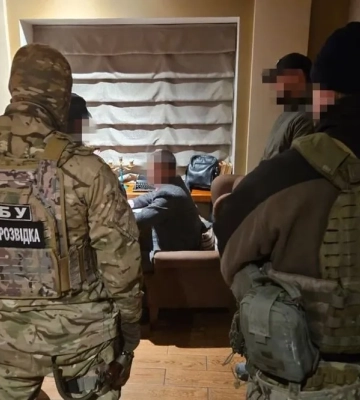 Заступника голови Запорізької облради відсторонено від посади на місяць