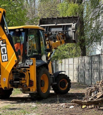 У Дніпрі ліквідували стихійне сміттєзвалище по вулиці Квартальній