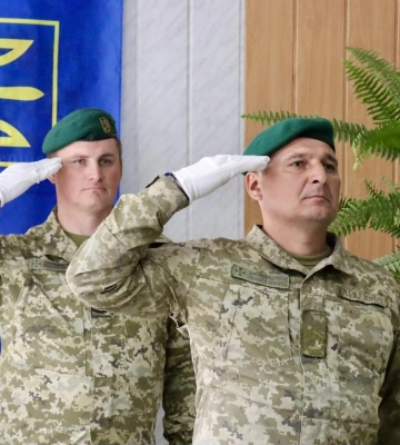 У черкаській школі встановили пам’ятні дошки на честь загиблих на війні захисників