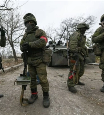 Ворог продовжує наступальні операції по всій лінії фронту на захід від Авдіївки: яка ситуація на фронті
