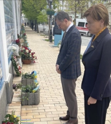 В Киев прибыла новоназначенная глава МИД Латвии