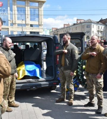 У Луцьку попрощались з головним сержантом бригади «Хартія» Олександром Ющенком