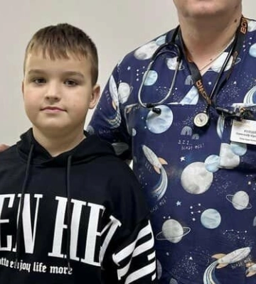 У Львівському “Охматдиті” врятували 10-річного хлопчика з рідкісним захворюванням черевної порожнини
