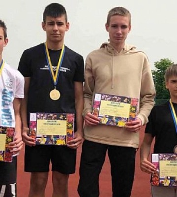 Юні криворізькі спортсмени вибороли медалі на обласному чемпіонаті з легкої атлетики