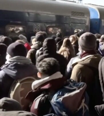 В Киеве началась срочная эвакуация: все силовики подняты по тревоге - вывозят больницы