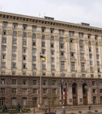 В Киеве срочно приступили к эвакуации двух больниц: причина