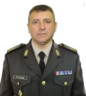 Александра Яковца уволили с должности командующего Сил поддержки Вооруженных сил Украины