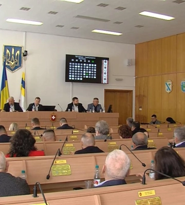 25 тисяч гривень та 20 євро зібрали на ЗСУ депутати Рівненської обласної ради під час сесії
