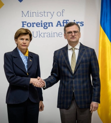 Кулеба обговорив із главою МЗС Іспанії посилення ППО України