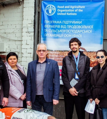 Запорізькі фермери отримали насіння від міжнародних партнерів