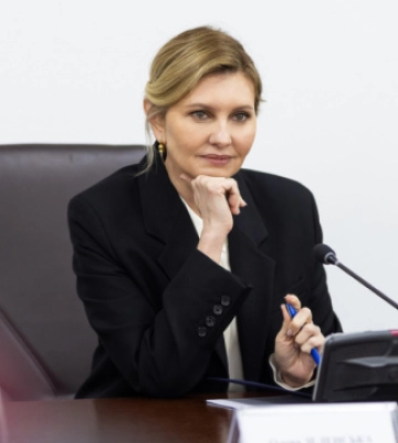 Зеленська ознайомилася з реалізацією Стратегії безбар’єрності у Славутичі