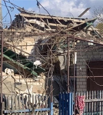 Внаслідок обстрілу Херсонщини постраждала 21-річна жінка