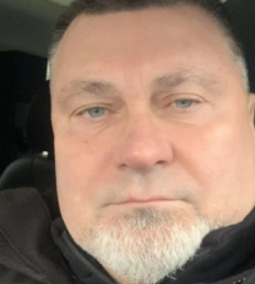 Зеленский уволил чиновника, который пьяным влетел в толпу: что известно