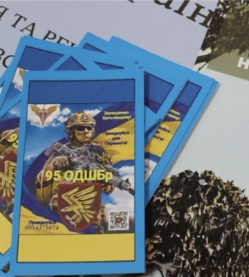 «У мене мама в окупації, вона мене чекає»: хто йде до рекрутингових центрів і чому?