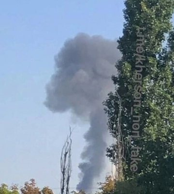 В окупованому Херсоні лунали потужні вибухи (відео) 