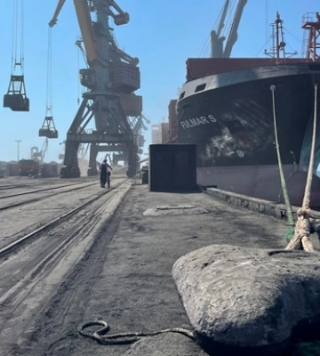 Морской порт Пивденный возобновил обработку грузов Морской порт Пивденный возобновил обработку грузов