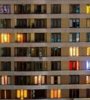 Після обстрілу лівий берег Києва частково залишився без світла