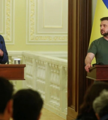 Зеленський зустрівся з очільником МАГАТЕ в Києві — CNN