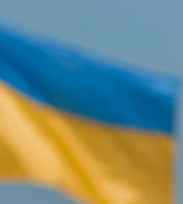 Над Балаклією піднято український прапор