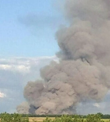 Вибухи у Мелітополі. Мер повідомив про «бавовну»