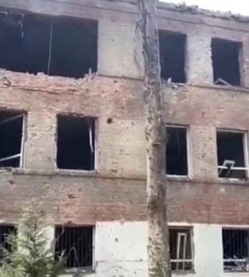 У Запоріжжі росіяни 5 ракетами зруйнували школу-інтернат