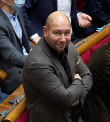 Covid-скандал. Суд наказал «слугу» Гайду, который натравил на кафе пожарных