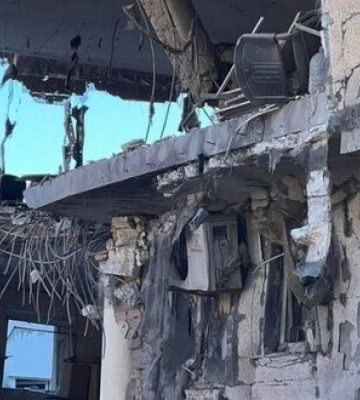 Росіяни вдарили по Новобаварському району Харкова, ракета влучила у житловий будинок, - Терехов