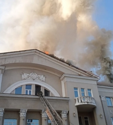 Ворог вів масований артобстріл Авдіївки, у Бахмуті влучив у Палац культури, у Костянтинівській громаді – в елеватор
