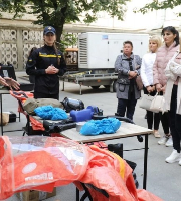 У Львові навчають, як діяти під час ядерної, хімічної чи біологічної атаки (відео)