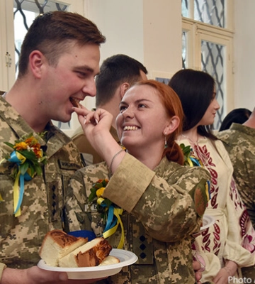 Від давнини до любові на війні: у Софії Київській покажуть традиції українського весілля