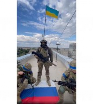 Над Балаклією майорить національний двоколор
