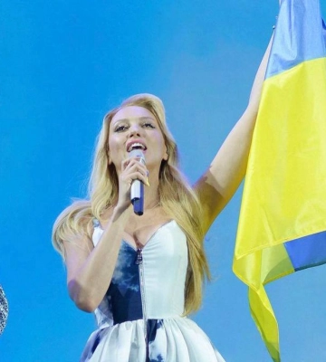 &quot;Все буде добре&quot;: Полякова випустила україномовну пісню про війну